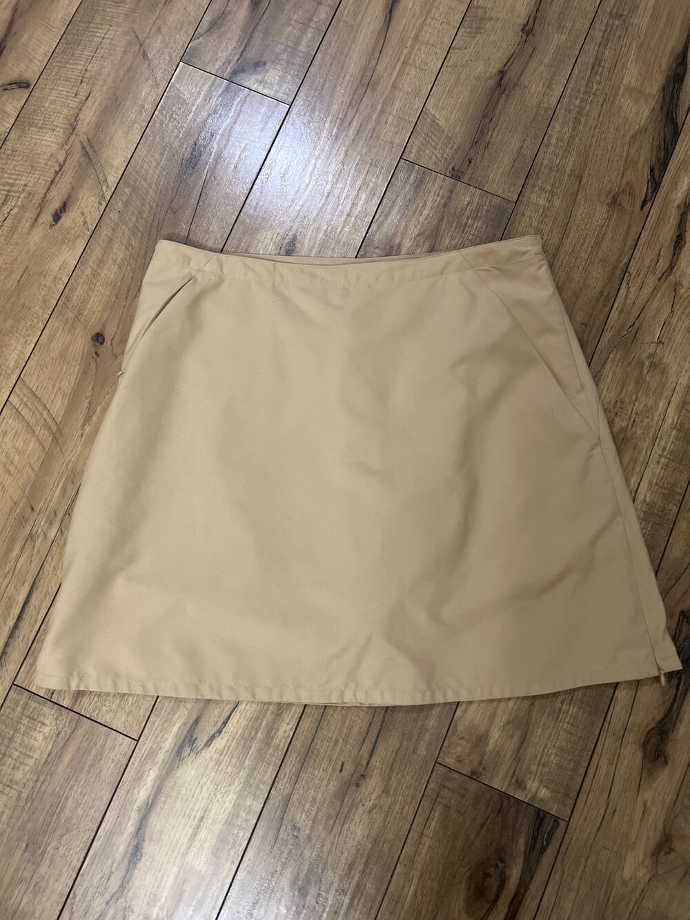 Patagonia womens size 10 beige tan skort